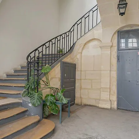 Elegant- 4br 8p- Place Des Vosges Paris