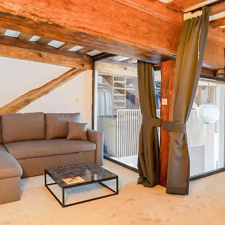 Elegant- 4br 8p- Place Des Vosges Apartment *