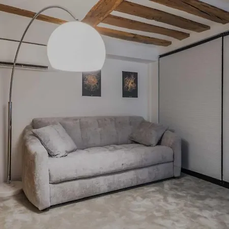 Elegant- 4br 8p- Place Des Vosges *